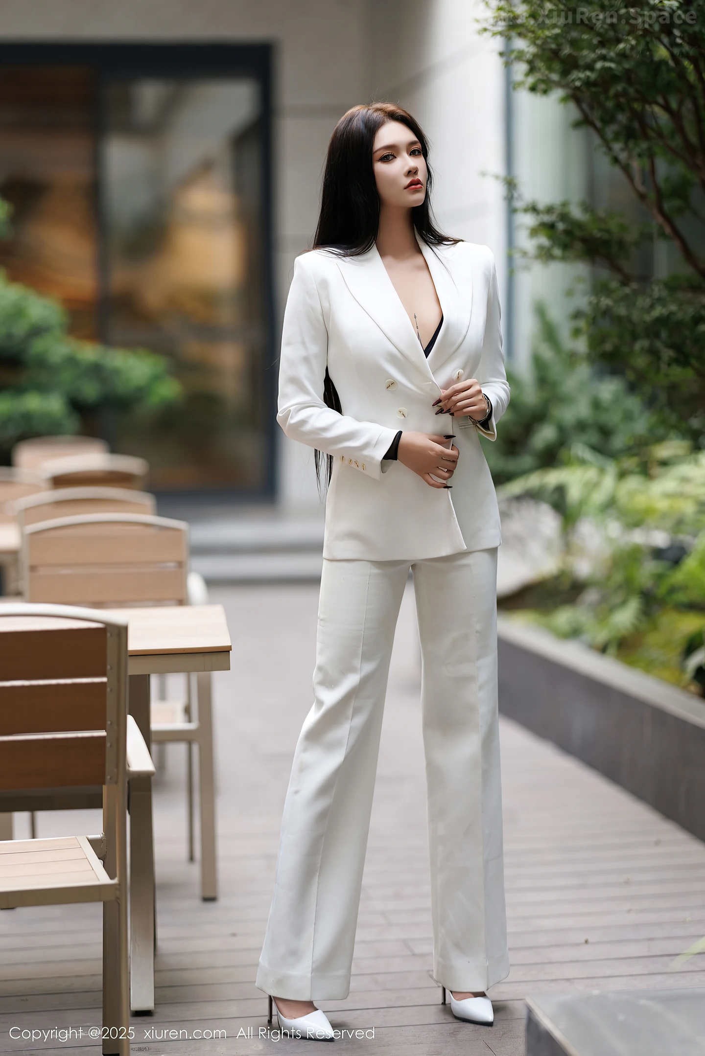 图片[2]-[XiuRen秀人网] VOL.9755 模特娜比性感黑色情趣内衣配黑丝吊袜秀凹凸身材完美诱惑写真91P-秀人网官方网站